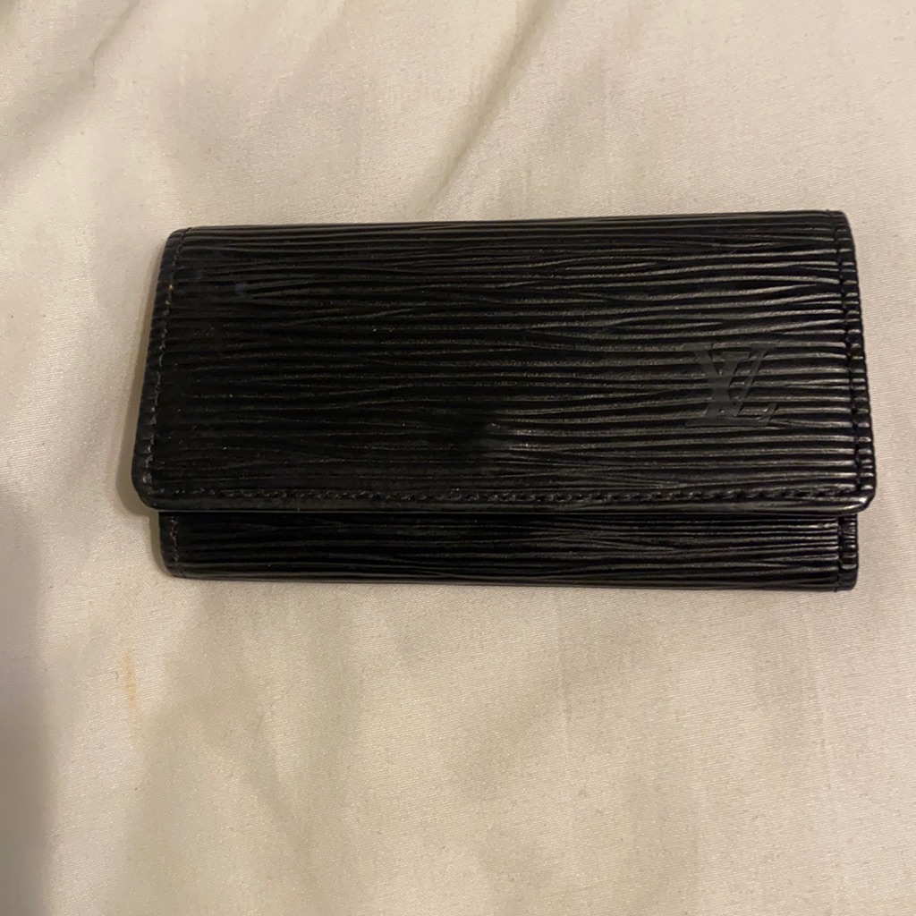Louis Vuitton Black Epi Leather 4 Key Ring Holder
